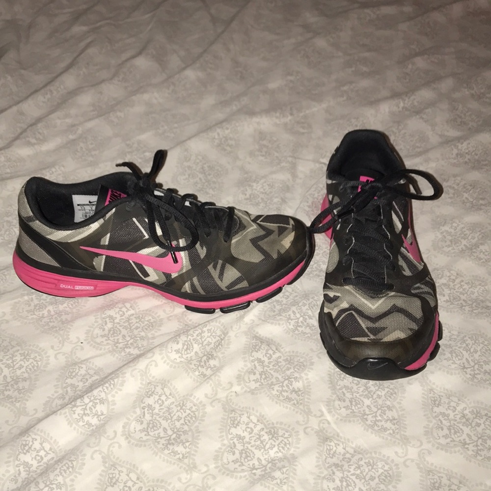 Nike Dual Fusion